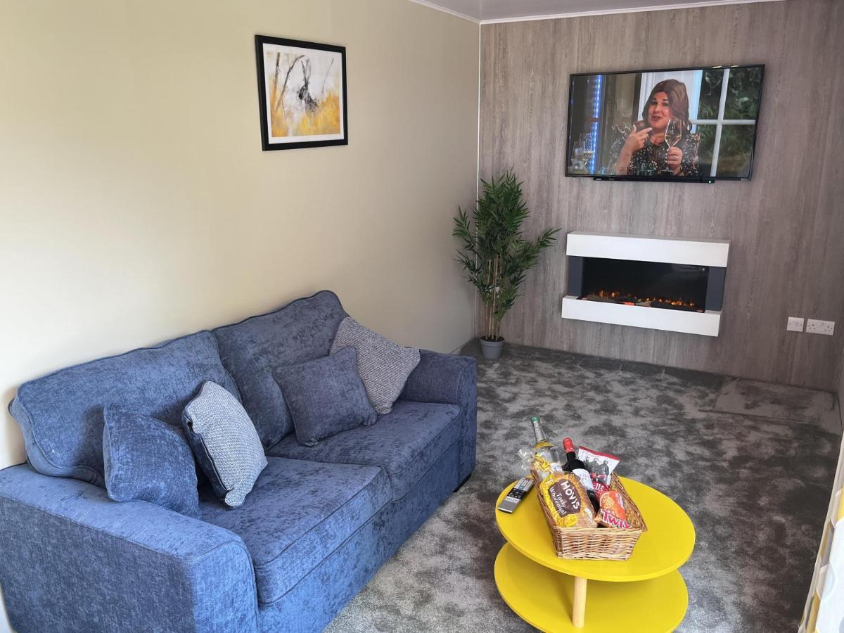 Rowan Boutique Lodge For Couples With A Dog ヨーク エクステリア 写真